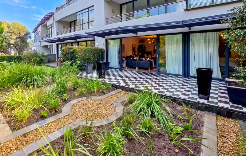 2 Bedroom Property for Sale in Camps Bay Western Cape